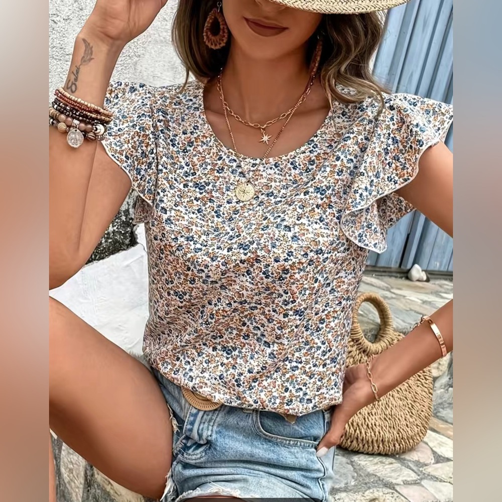 Women’s Floral Print Crew Neck T-shirt